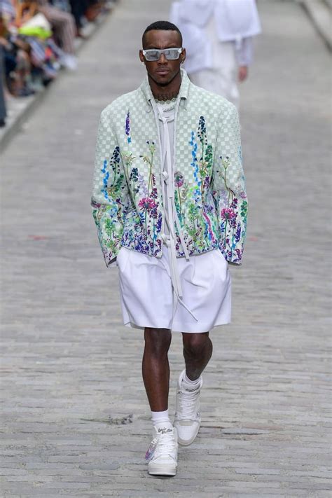 louis vuitton sonderedition 2020|louis vuitton men's dresses.